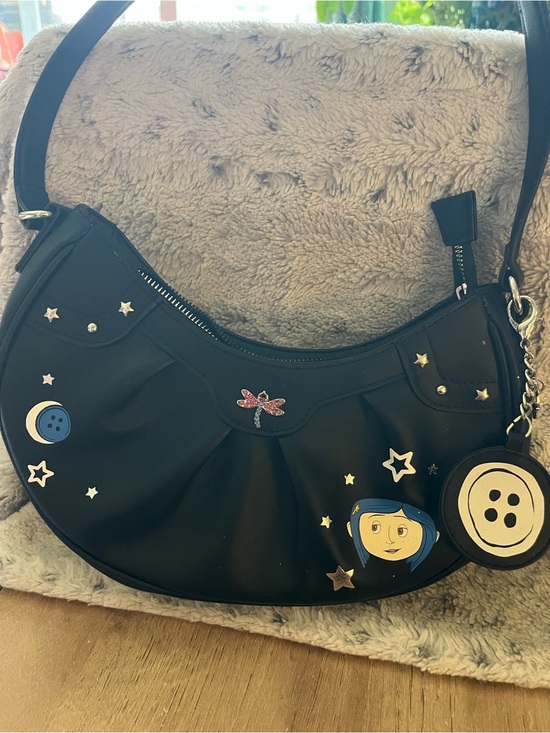 Hot Topic Handbags - Coraline Key Chain Glow-In-The-Dark Shoulder Bag hot topic